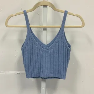 Hollister Cable Knit Sweater Tank Top Blue V-Neck Cropped Camisole XS Pastel thumbnail 2