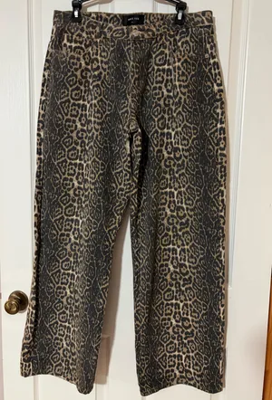 White Fox leopard jeans thumbnail 1