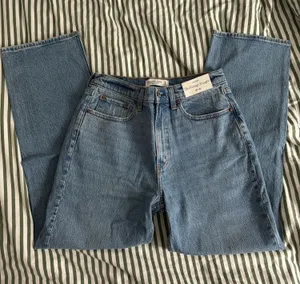 Abercrombie Vintage Straight Jeans High-Rise thumbnail 1