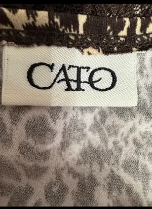 Cato Brown animal pattern lace tank top- large. **Refer to measurements for actual size as tag removed. Gently warn and very good condition. Large is estimated at 19” from armpit to armpit x 23”. Non-smoking home. priced to sell at as is condition. Don’t like my price, make reasonable offer! And thank you for checking my closet. thumbnail 4