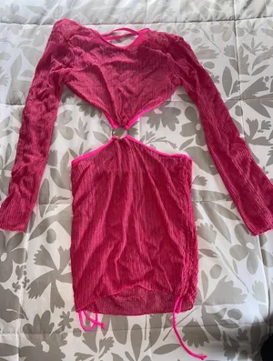SheIn Pink Long Sleeve Open Back Beach Cover Up thumbnail 1