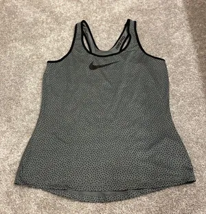 Nike Pro Tank thumbnail 1
