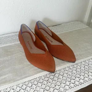 Women's Rothy's The Point Ballet Flat in Burnt Orange Rust Brown Size 5 thumbnail 2