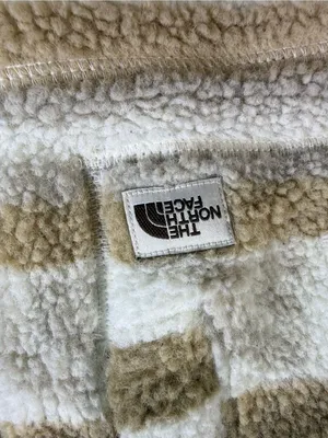 The North Face Cream & Tan Patterned Teddy Zip Jacket thumbnail 9