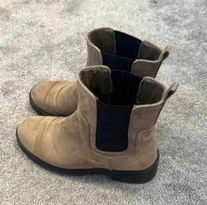 Old Navy Boots thumbnail 4