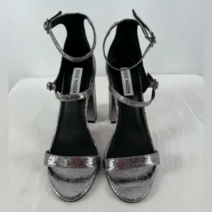 Steve Madden Parrson Pewter Ankle Strap‎ Heels in Metallic Size 8 thumbnail 5