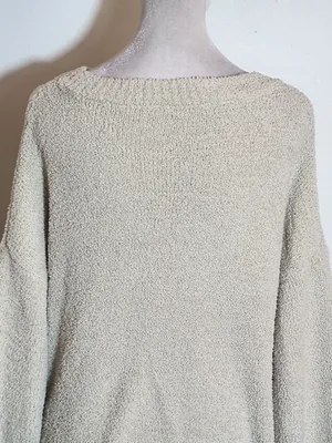 Double Zero Cream Fuzzy Cropped Sweater Size Small thumbnail 4