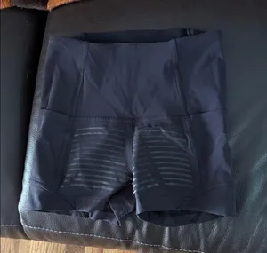 Training shorts thumbnail 1