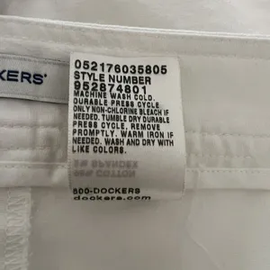 Dockers Women’s Skort‎ 12 Golf Pickleball White thumbnail 5