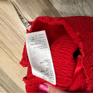 - abercrombie and fitch red ruched crop top short sleeve size Medium thumbnail 6