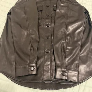 Dollhouse Black Sleek Faux Leather Shacket Womens Size S - NWO thumbnail 9