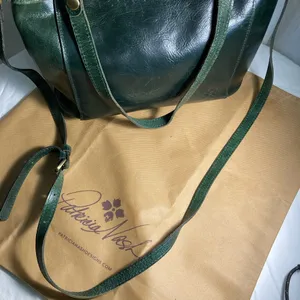 VNTG PATRICIA NASH STYLE P82806 Dark Green Leather Crossbody with Dust bag thumbnail 3
