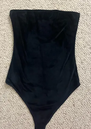 American Eagle Velvet bodysuit thumbnail 1