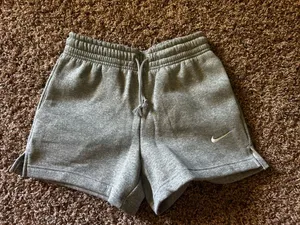 Nike Shorts thumbnail 2