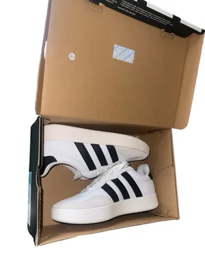 NWT NIB adidas Barreda White Black Low-Top Sneakers Suede Trim Lace UP 10 thumbnail 5