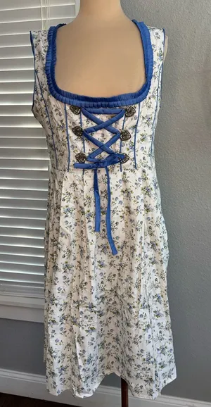 NWT Scarlet Darkness Dress Size Medium Dirndl Oktoberfest thumbnail 1