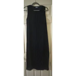 J. McLaughlin Sleeveless Pleated Midi Dress XS Navy Blue Lined Wedding Prom Chic thumbnail 4