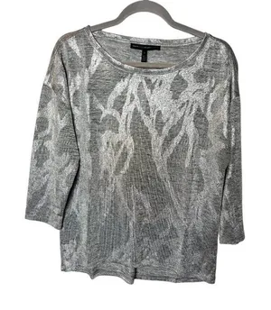 White House black market silver print top NWT small‎ thumbnail 1