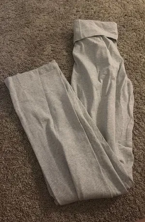 Priscilla Brandy Melville Pants thumbnail 1