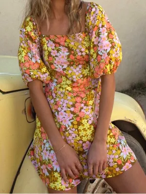 NWT Billabong Paradise Dress Floral Size Medium thumbnail 1