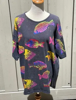 NEW Hand Painted Fish T-Shirt One Size thumbnail 1