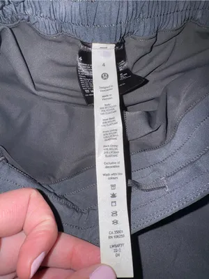 NWT Lululemon Hotty Hot HR Skirt Black Grey Graphite Dye Sz 4 Long thumbnail 5