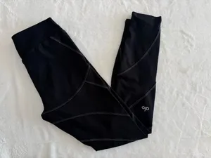 Alo Yoga Black High Waisted Leggings S Sculpt Seam Activewear Gym Yoga thumbnail 7