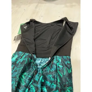 Melrose Social Green Black Leaf Pattern Gown Dress SBXQAYJ Size 10‎ NEW thumbnail 6