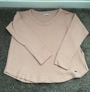 Hollister Sweater thumbnail 1
