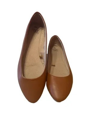 Time and Tru 6.5 Nude Round Toe Flats thumbnail 1