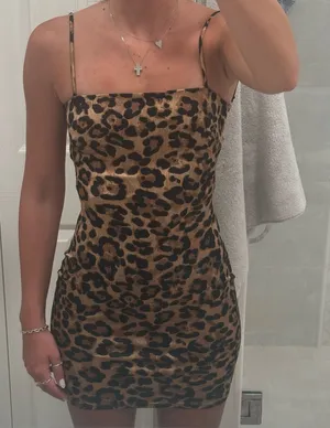 Satin cheetah dress Windsor  thumbnail 1