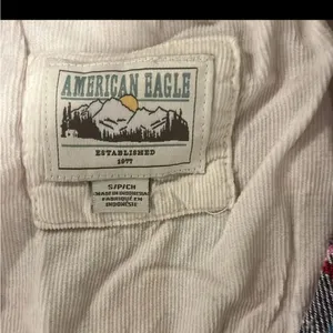 American Eagle Red & White Pattern Flannel Button Up • Small • Colorblock Plaid thumbnail 2
