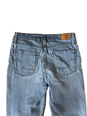 Levi Strauss mid rise slim light wash blue denim jeans women's size 6M thumbnail 4