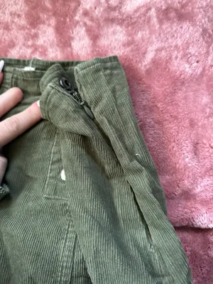 Hollister GREEN CORDUROY SKIRT WITH BUTTONS thumbnail 2
