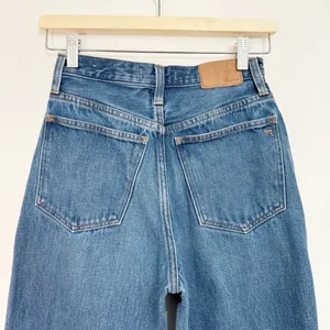 Madewell Jeans‎ Size 23 Indigo Dark Worn High Rise Baggy Straight Leg Minimalist thumbnail 8
