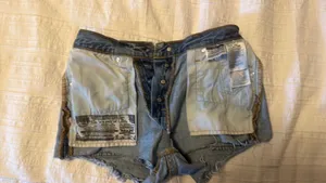 501® Original Fit Mid-rise Women's Shorts thumbnail 3