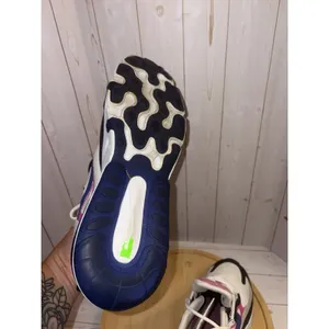 Nike Women's Sneakers Air Max 270 React 'White Fuchsia Blue' Sz 8.5 thumbnail 6