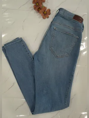 Hollister Light Wash Distressed Skinny Jeans thumbnail 2