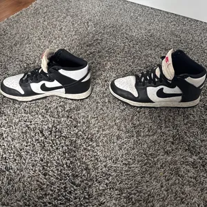 Panda Nike Dunk Women’s High thumbnail 6