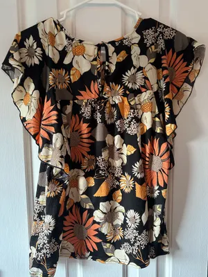 Black Floral Blouse Size M thumbnail 2