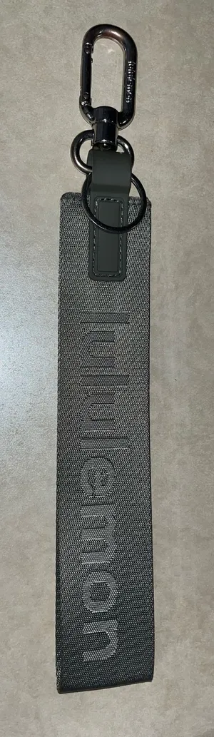 Lululemon Keychain Never Lost thumbnail 1