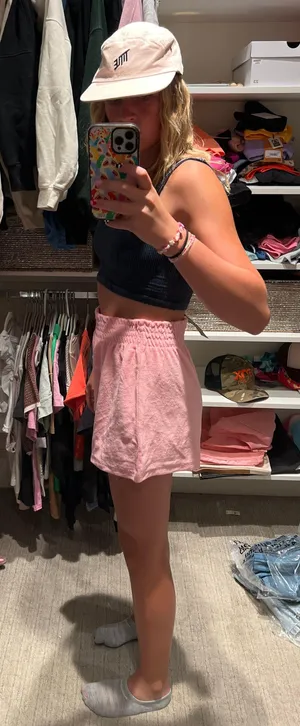 H&M terry cloth shorts thumbnail 2
