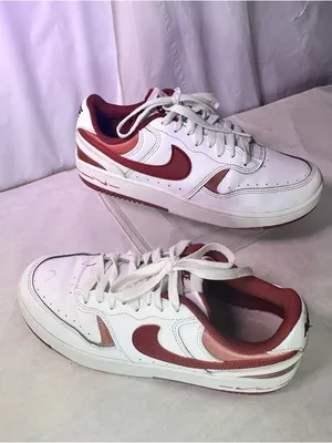 Nike Women’s White & Burgundy Low-Top Sneakers thumbnail 3
