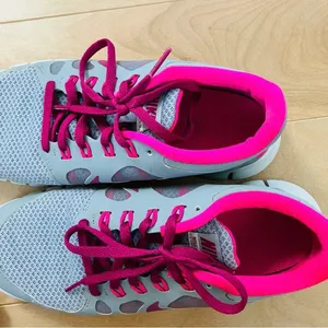 Nike Free Run 5.0 Gray Pink Athletic Shoes Running Sneaker Tennis Shoe 7 thumbnail 8