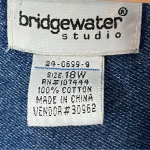 BRIDGEWATER STUDIOS Button thumbnail 4