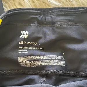 All In Motion Effortless Support Leggings Black Size Small thumbnail 7