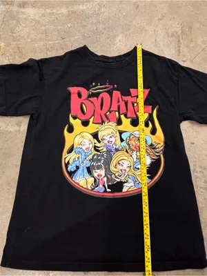 Bratz TShirt Black F Women’s Medium Dollcore Y2K style thumbnail 5