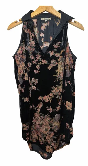 Gimmicks by BKE Black Floral Velvet Sleeveless Tunic thumbnail 1