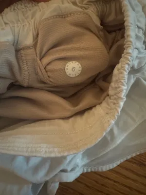 White Lululemon Hotty Hot 2.5" White thumbnail 4