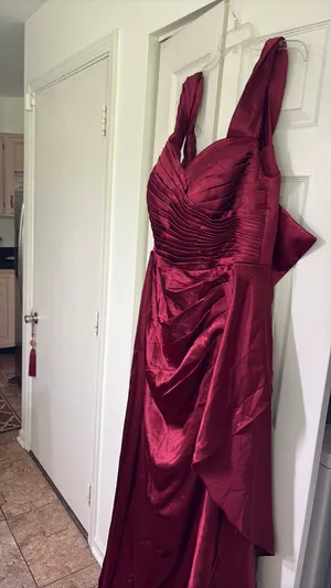 Formal dress Red Size 18 thumbnail 2